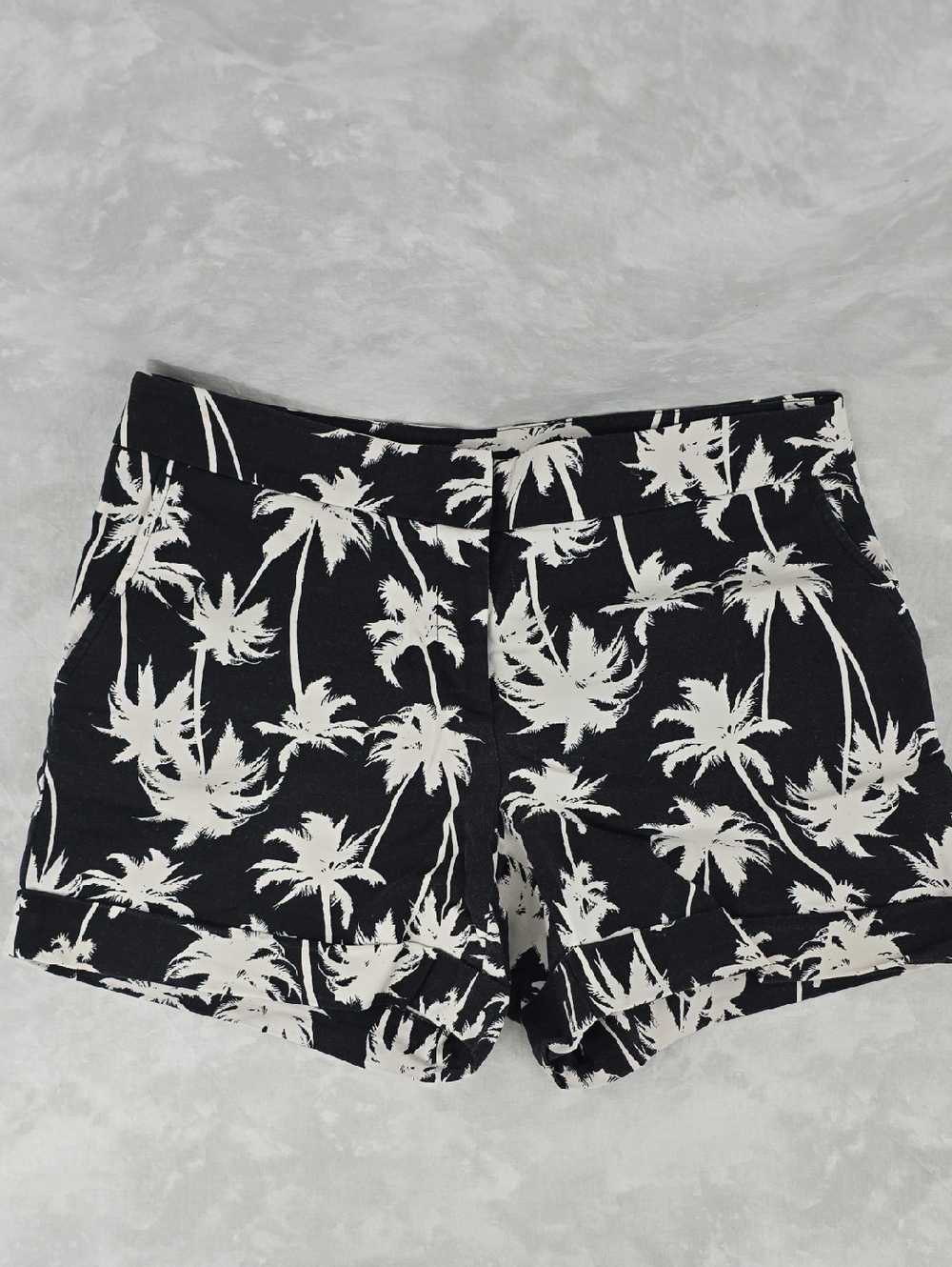 Women’s Black & White Palm Print Shorts